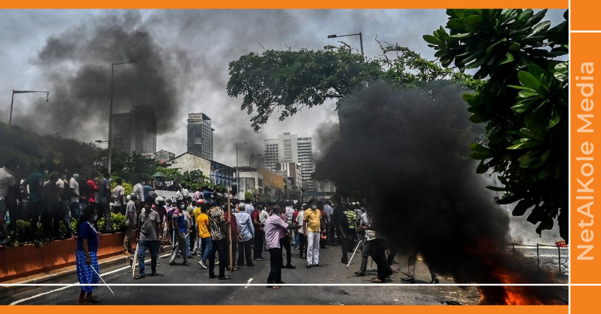 Des manifestants ont incendié le domicile du Premier ministre sri-lankais