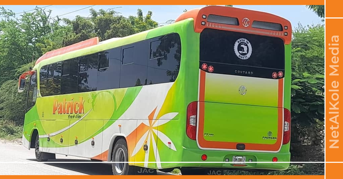 un nouvel autobus présenté par la compagnie coutard motors