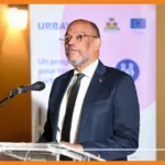 ariel henry annonce des initiatives majeures pour renforcer l'éducation nationale et la confiance du public en haïti