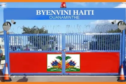 des haïtiens démolissent la porte frontalière de ouanaminthe pour rétablir le commerce avec la rd