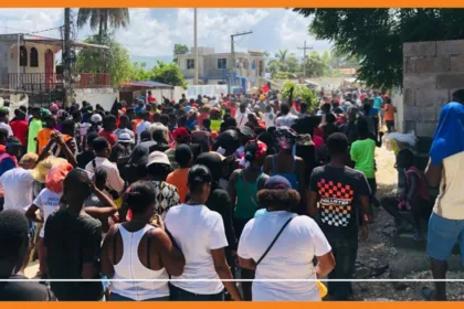 gwo manifestasyon nan miragwàn kont lèt blam ministè jistis bay komisè muscadin an