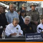 le gouverneur du texas a signé un projet de loi donnant à la police le droit d'arrêter les migrants