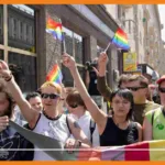 russie le mouvement lgbtq interdit pour extrémisme par la cour suprême