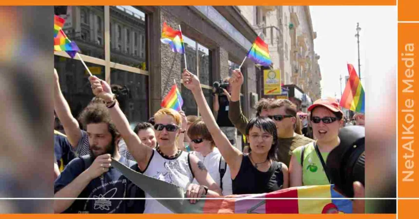russie le mouvement lgbtq interdit pour extrémisme par la cour suprême