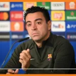 xavi répond à ses détracteurs et ne se voit pas démissionner
